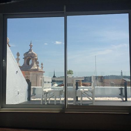 A Terrace On A Topfloor With A View Lissabon Buitenkant foto