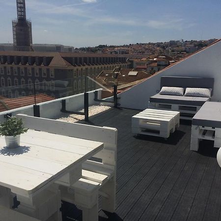 A Terrace On A Topfloor With A View Lissabon Buitenkant foto